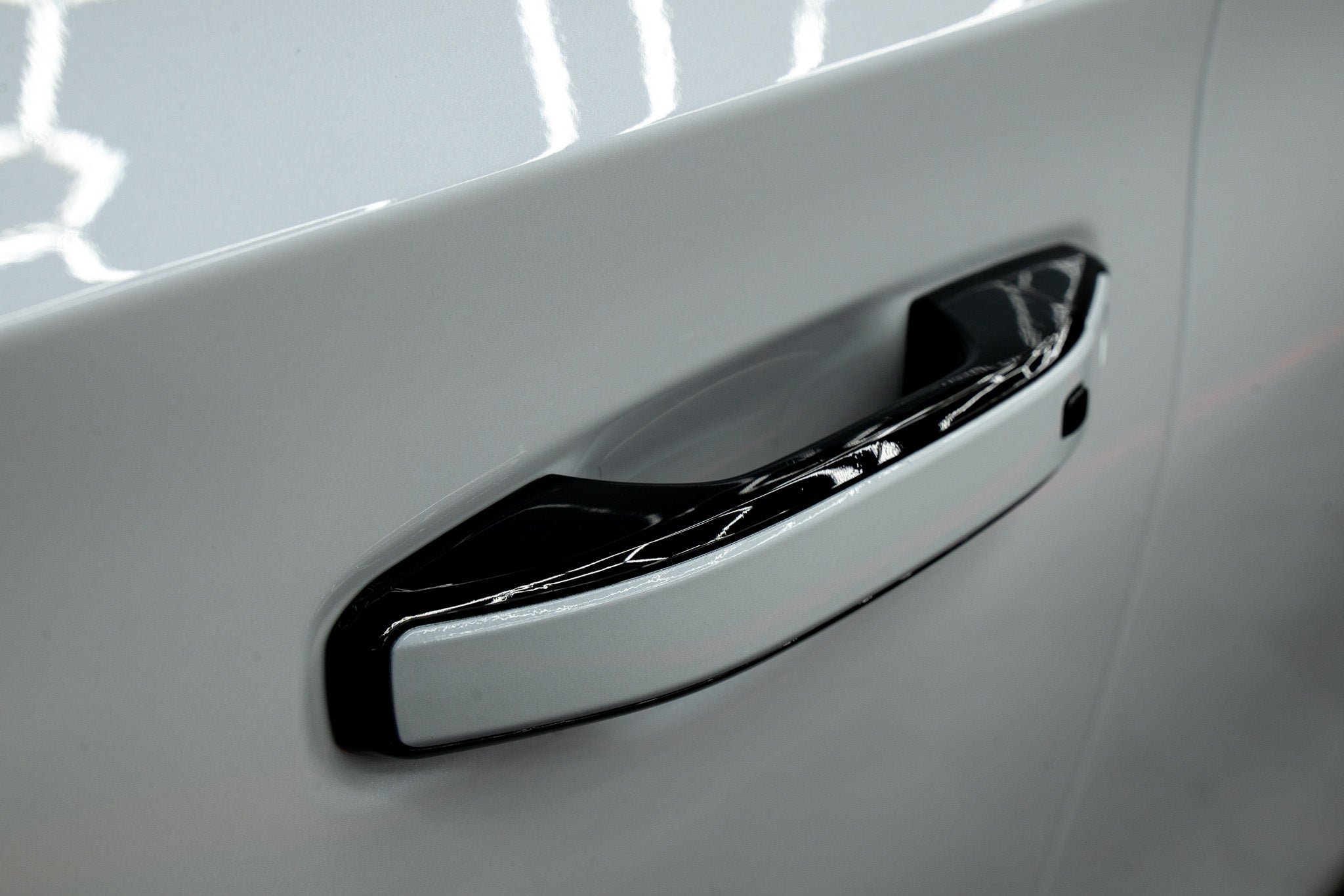 2026 Chevrolet Suburban High Country- Polar White