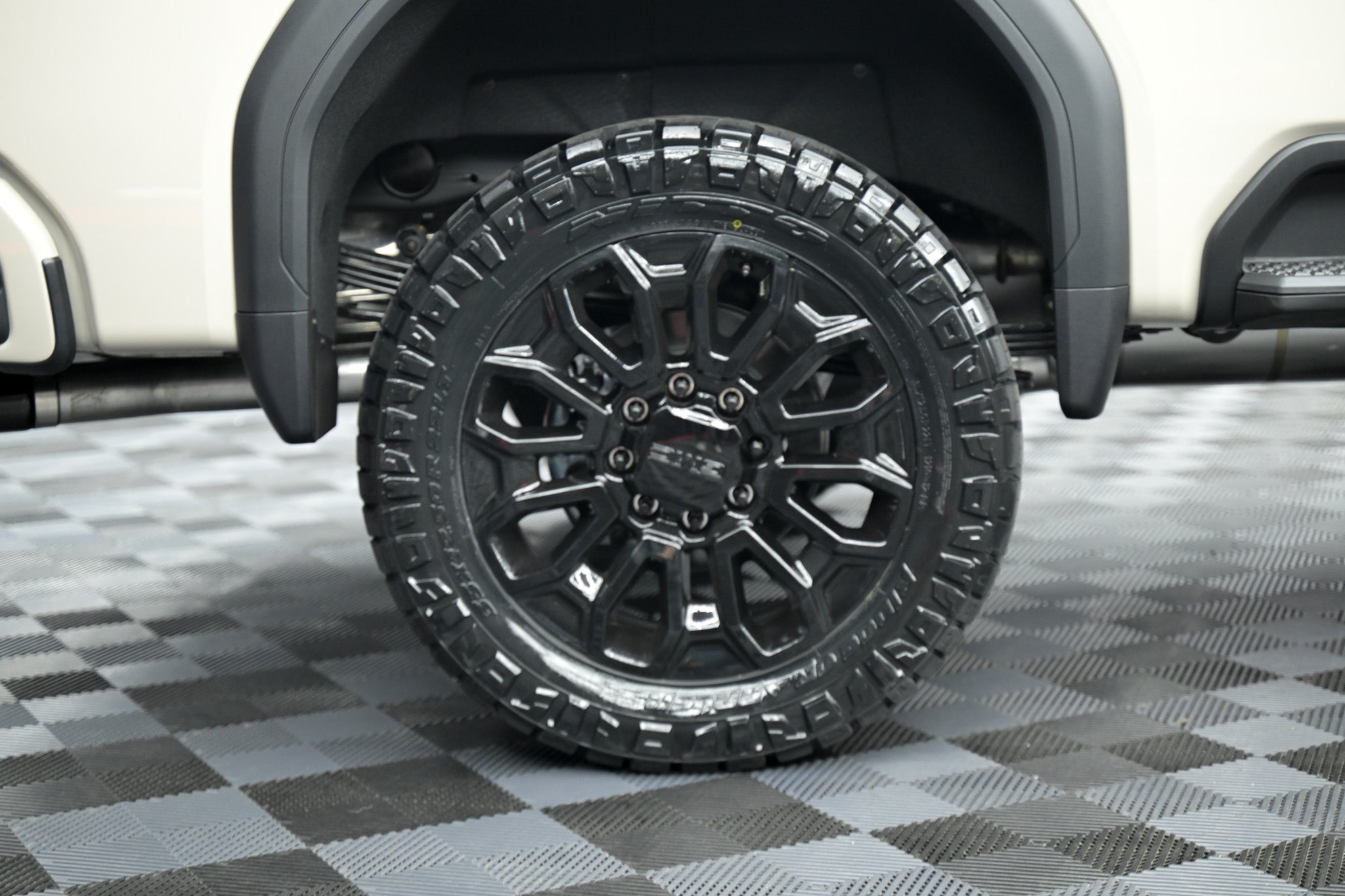 2026 GMC Sierra 2500HD AT4- Coastal Dune