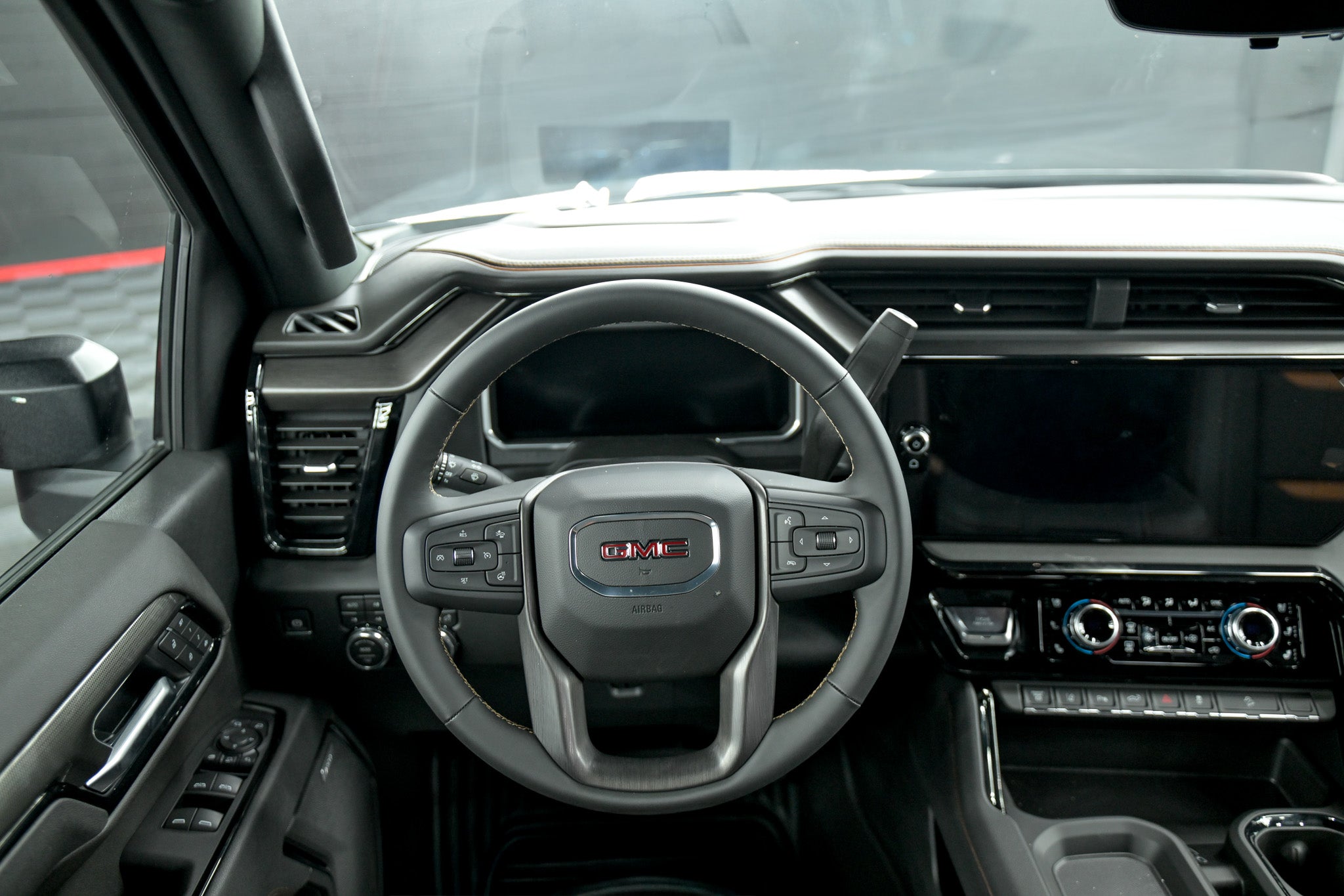 2026 GMC Sierra 2500HD AT4 - Black