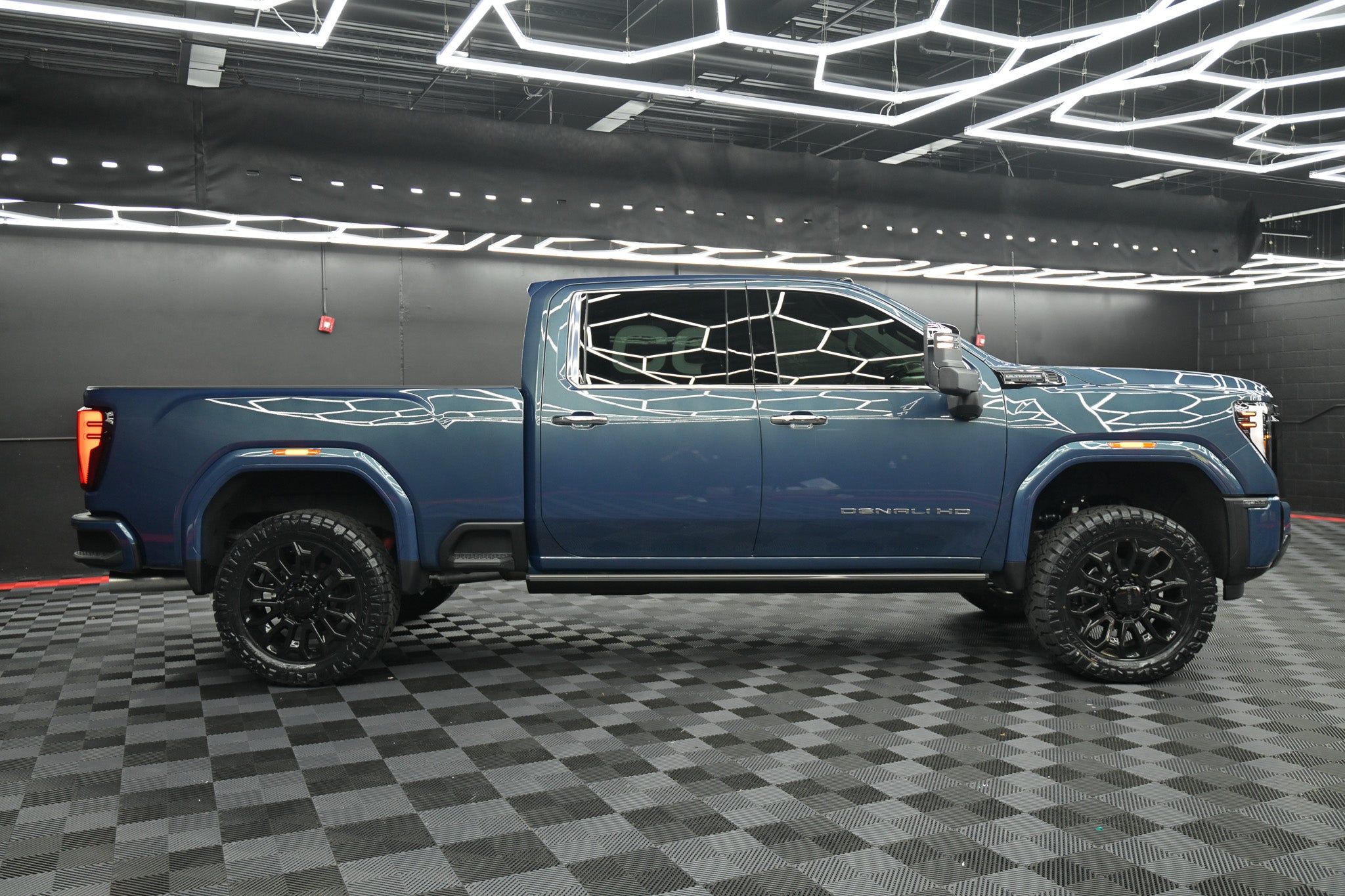 2026 GMC Sierra 2500HD Denali Ultimate- Blue