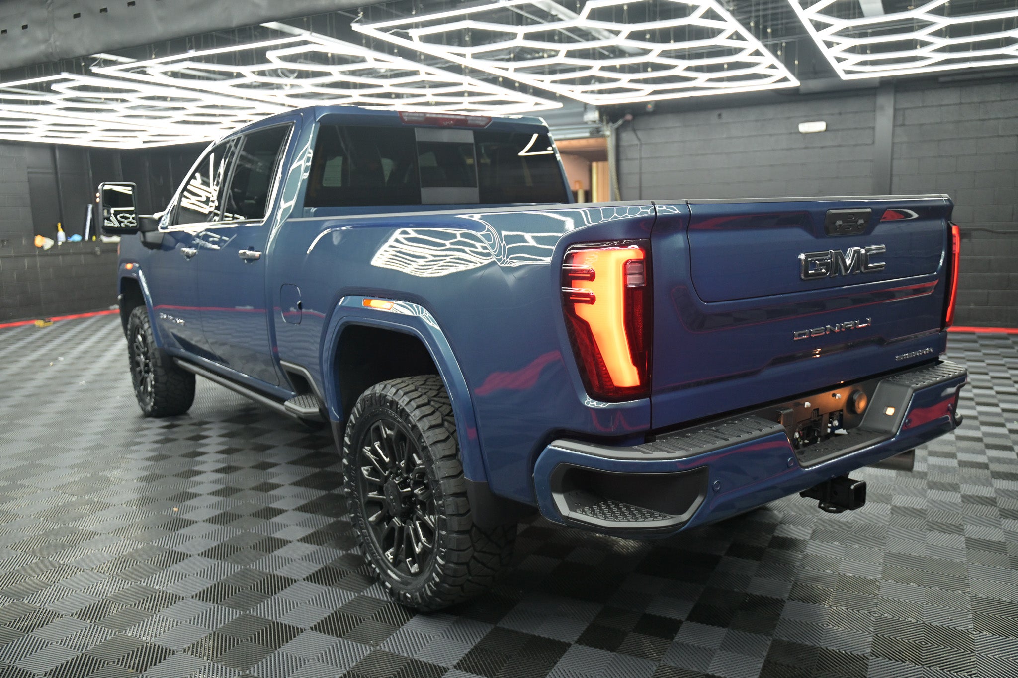 2026 GMC Sierra 2500HD Denali Ultimate- Blue