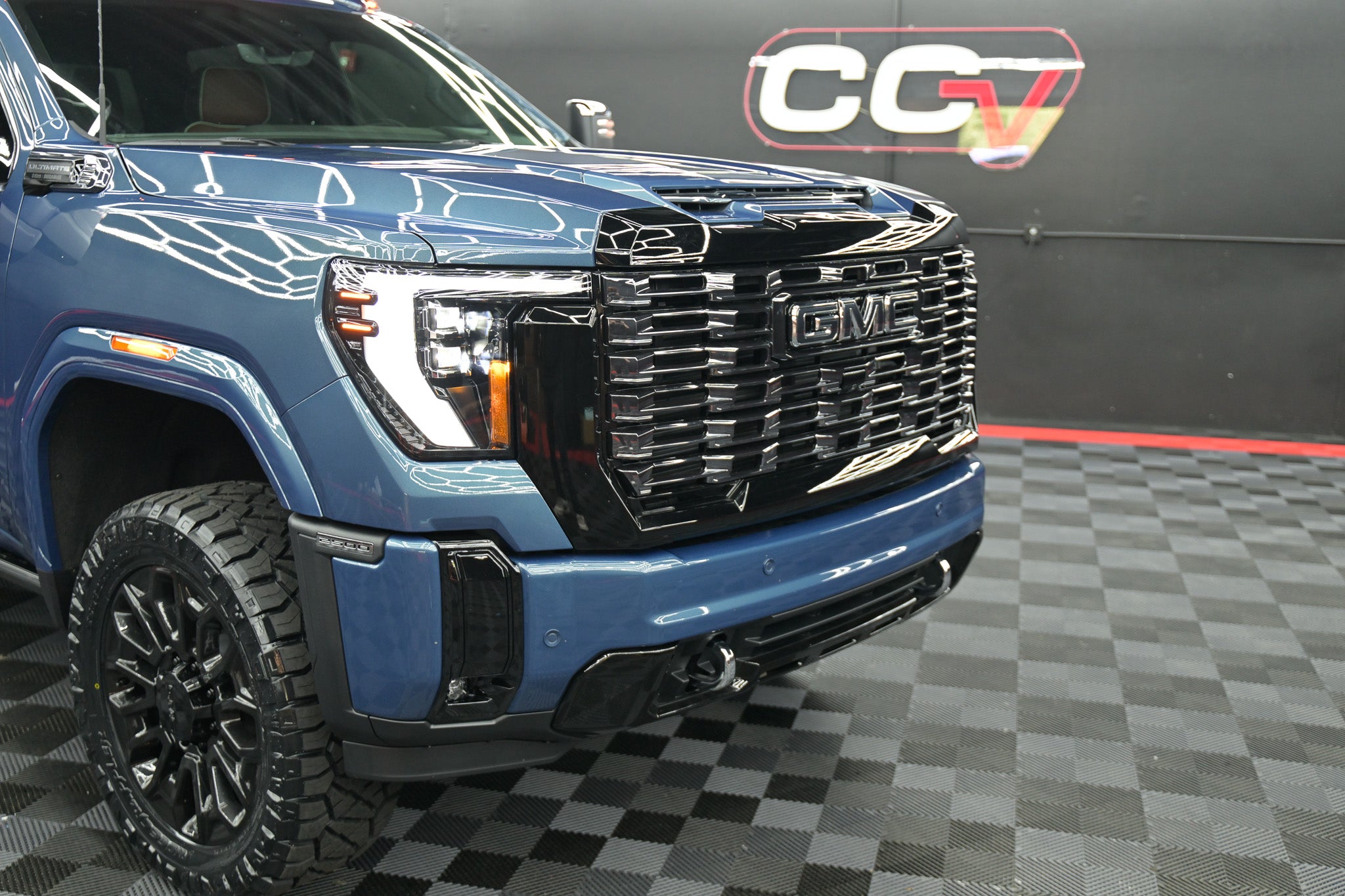 2026 GMC Sierra 2500HD Denali Ultimate- Blue
