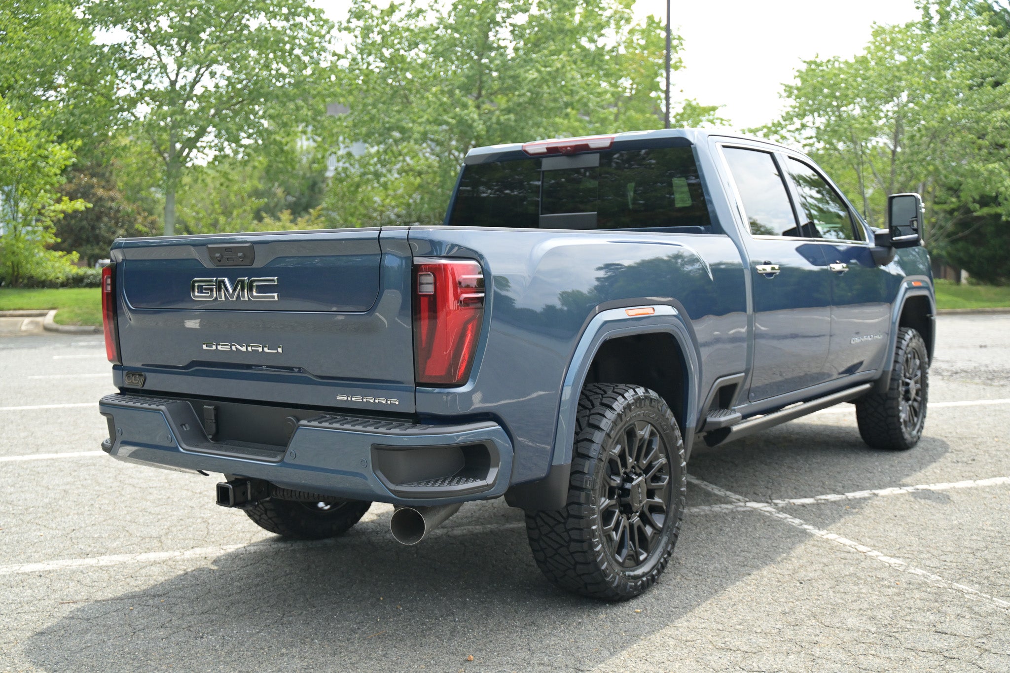 2026 GMC Sierra 2500HD Denali Ultimate- Blue
