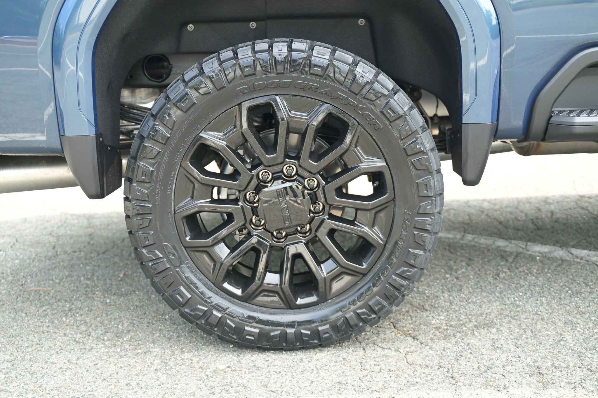 2026 GMC Sierra 2500HD Denali Ultimate- Blue