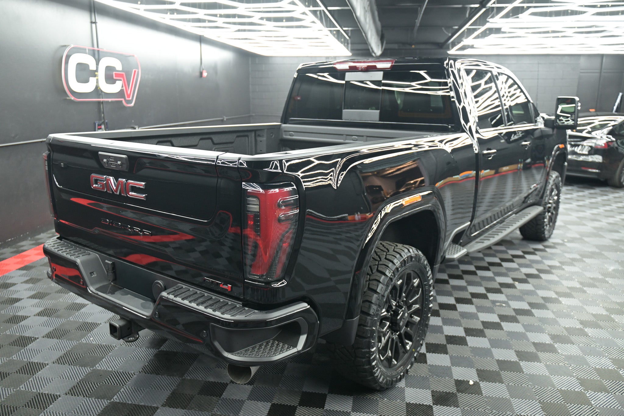 2026 GMC Sierra 2500HD AT4 - Black Kernersville