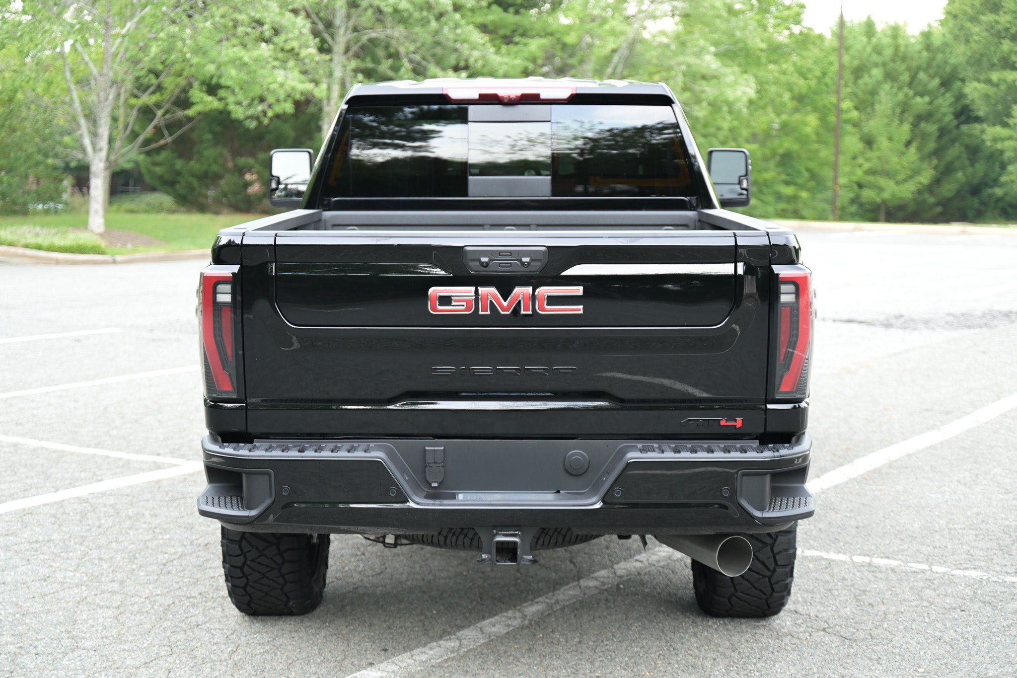 2026 GMC Sierra 2500HD AT4 - Black Kernersville