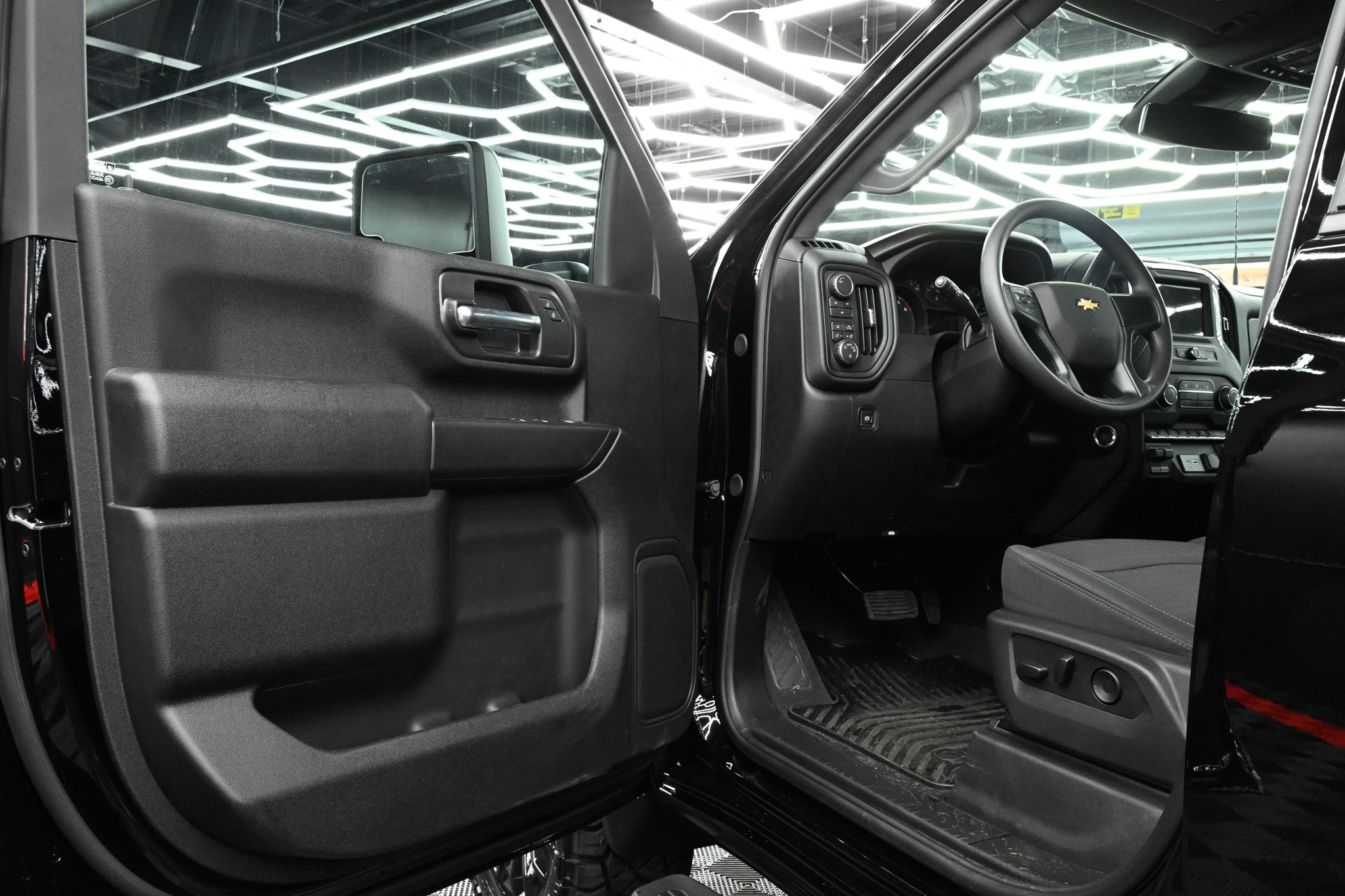 2026 Chevrolet Silverado 2500HD Custom Level 1