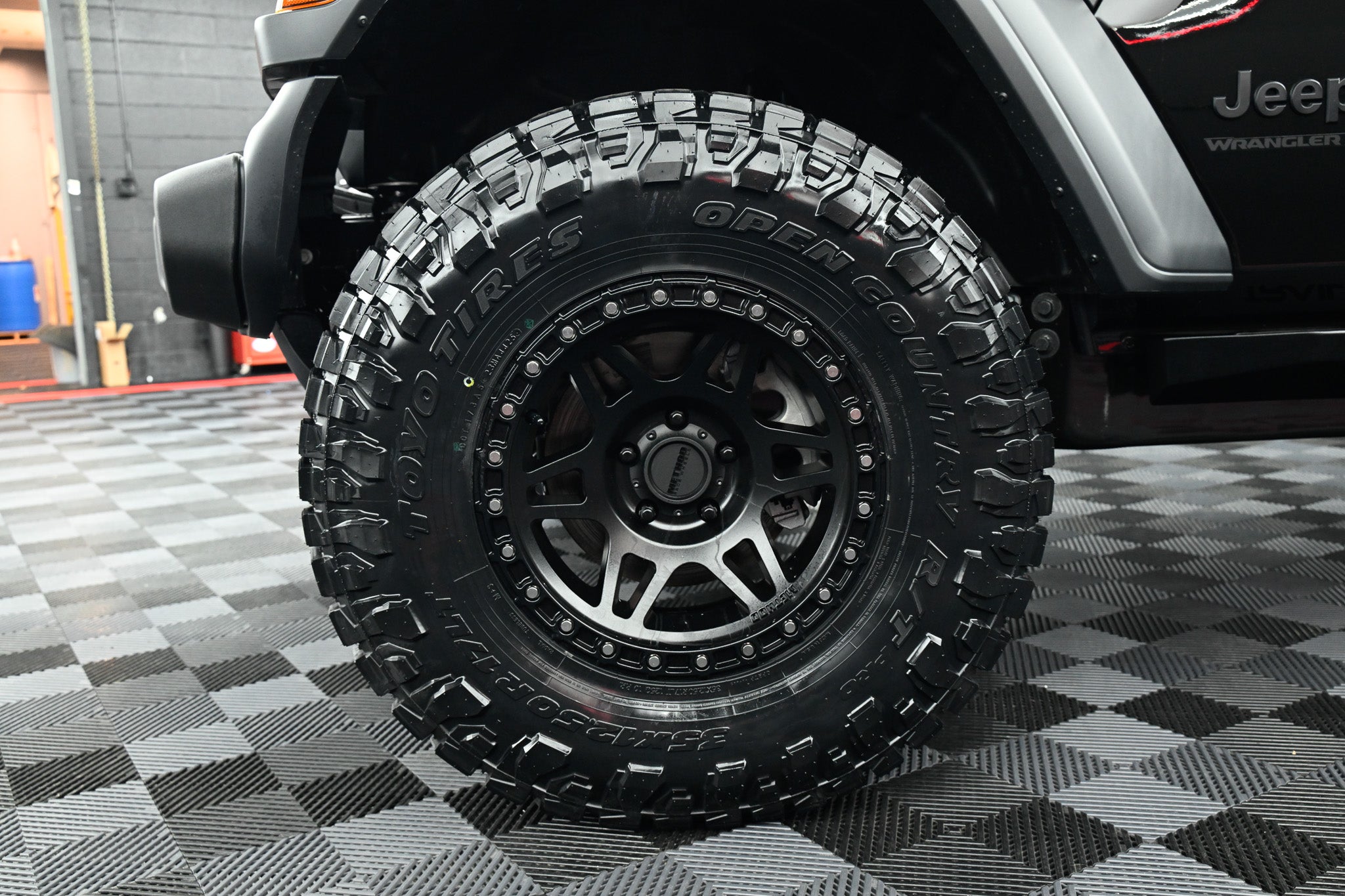 2026 Jeep WRANGLER Base Camp 204106