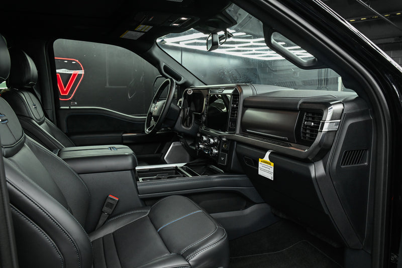 2026 Ford F-350 Platinum OVERLAND Edition