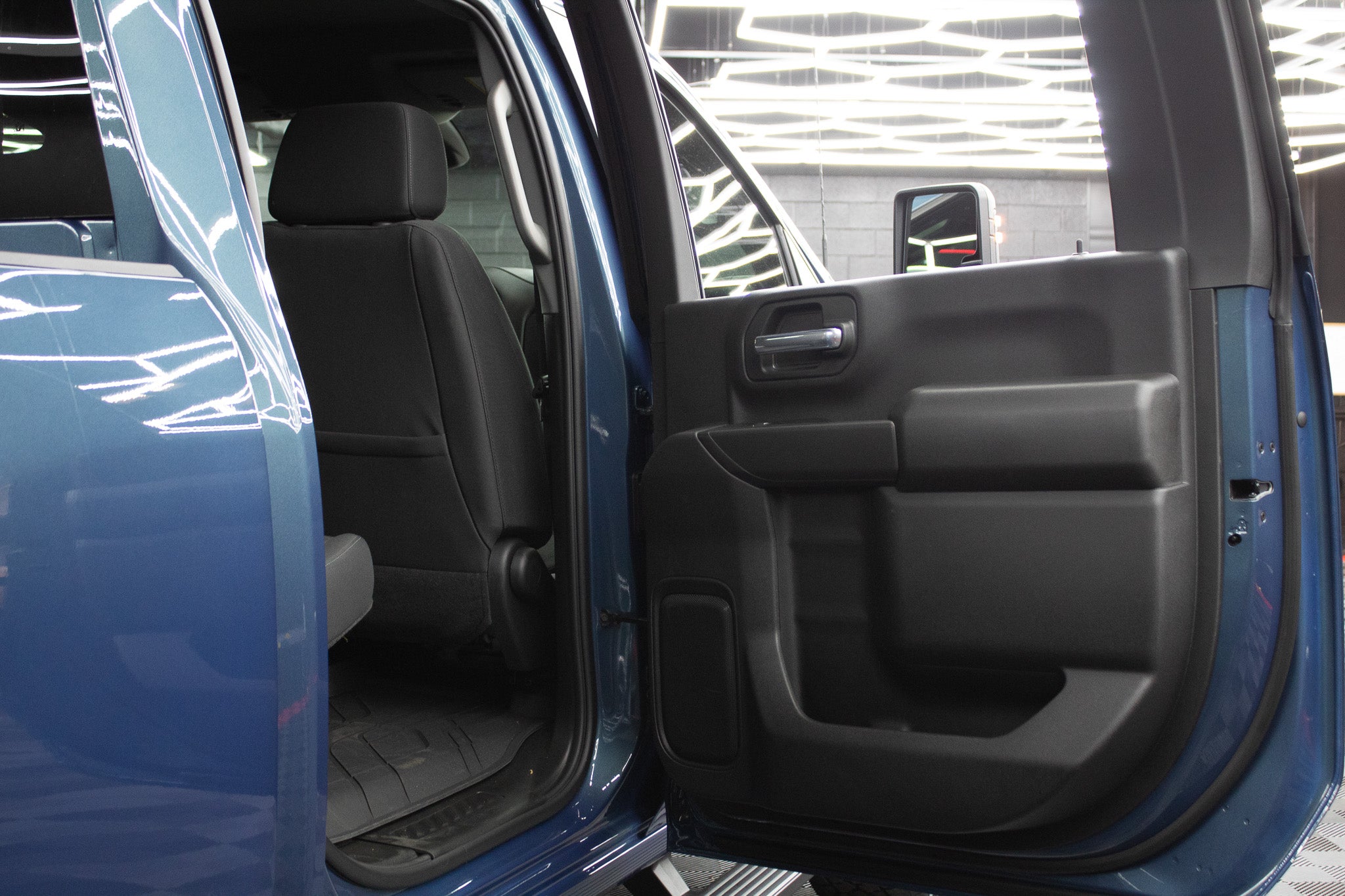 2026 Chevrolet Silverado 2500HD Custom- Blue