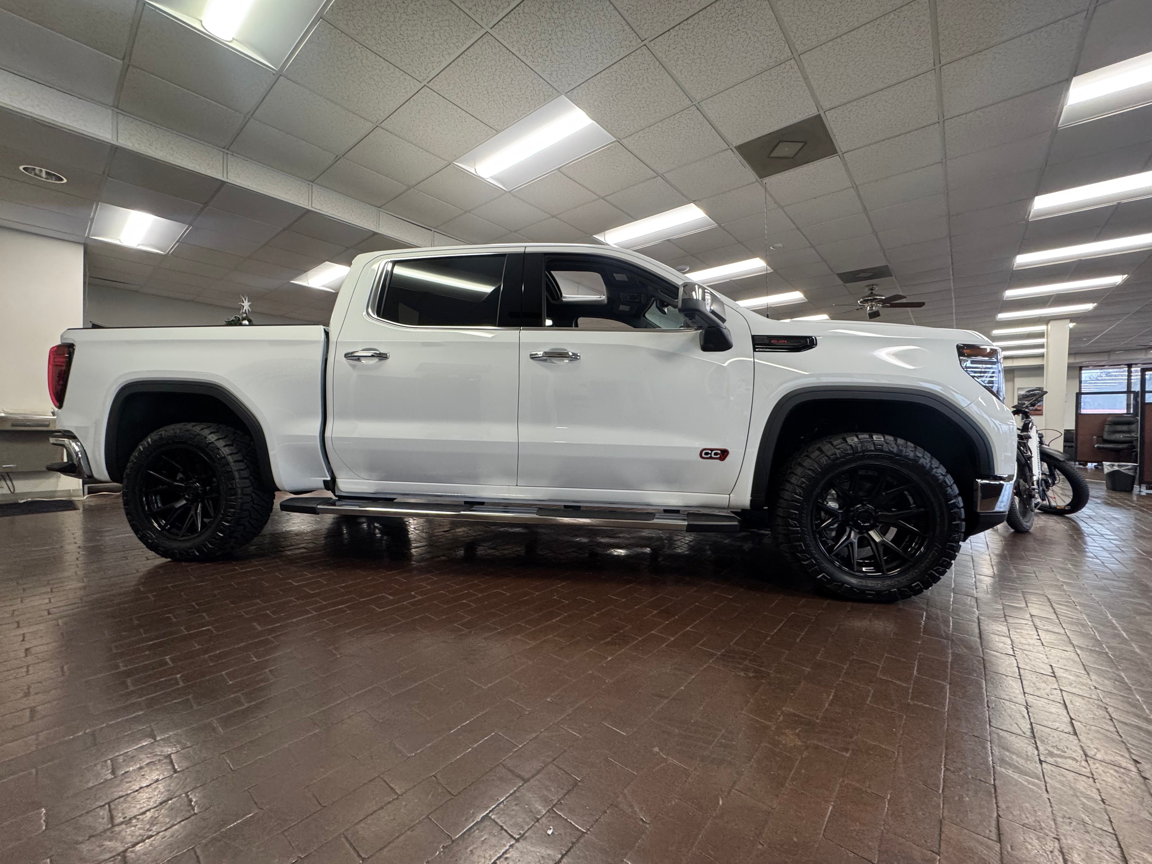 New 2026 GMC Sierra 1500 SLT