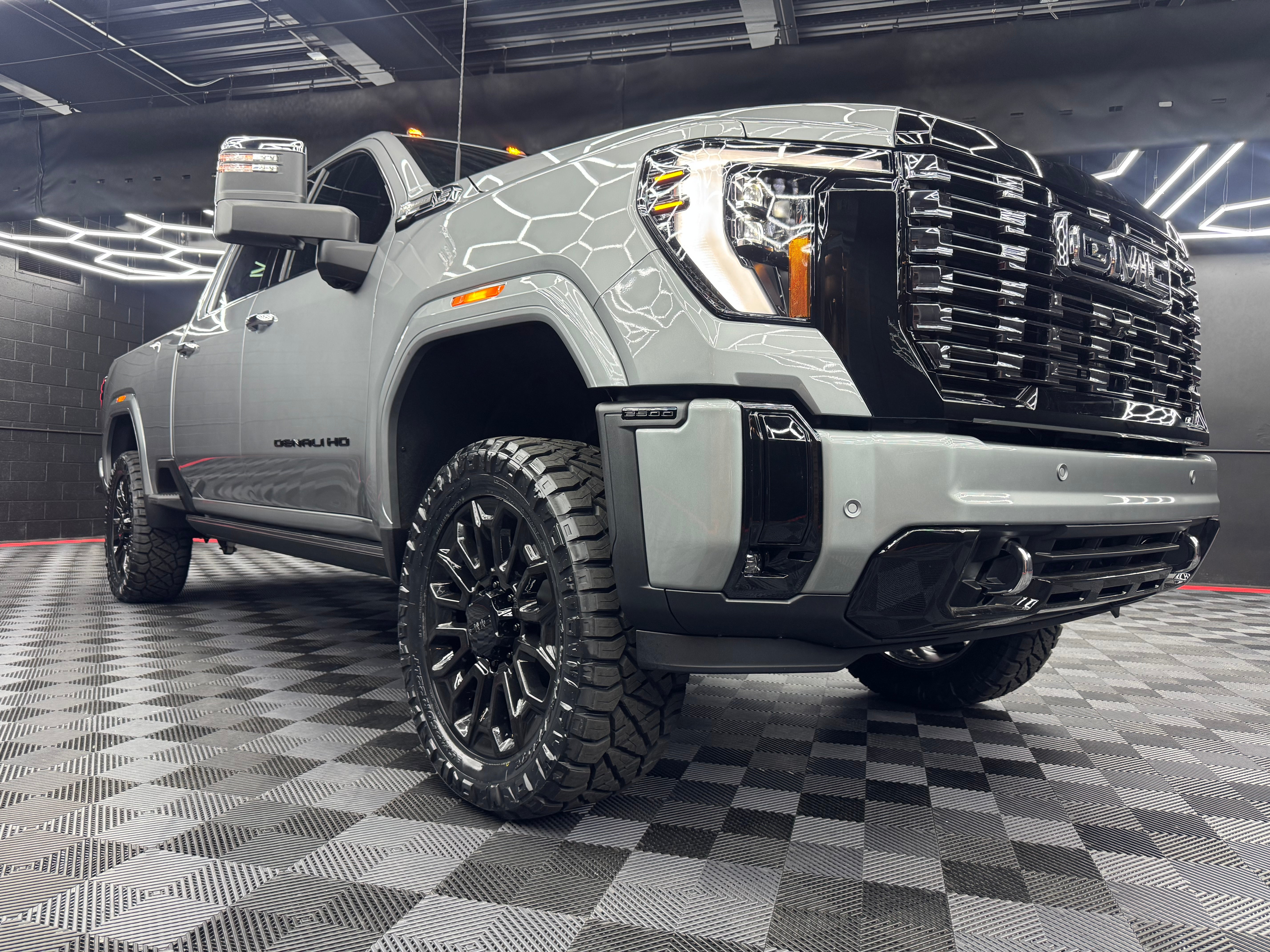2026 GMC Sierra 2500HD Denali Ultimate - Sterling
