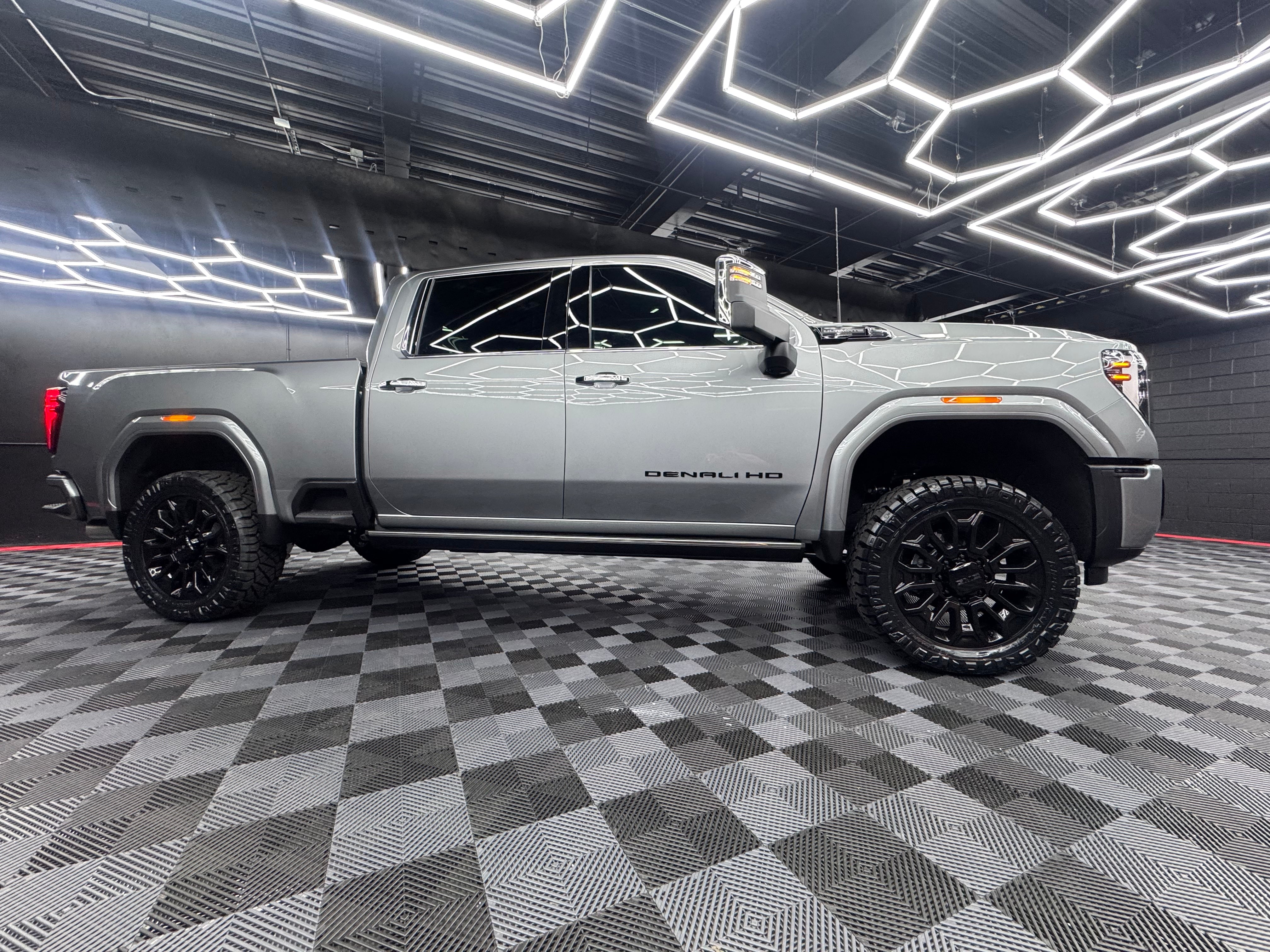 2026 GMC Sierra 2500HD Denali Ultimate - Sterling
