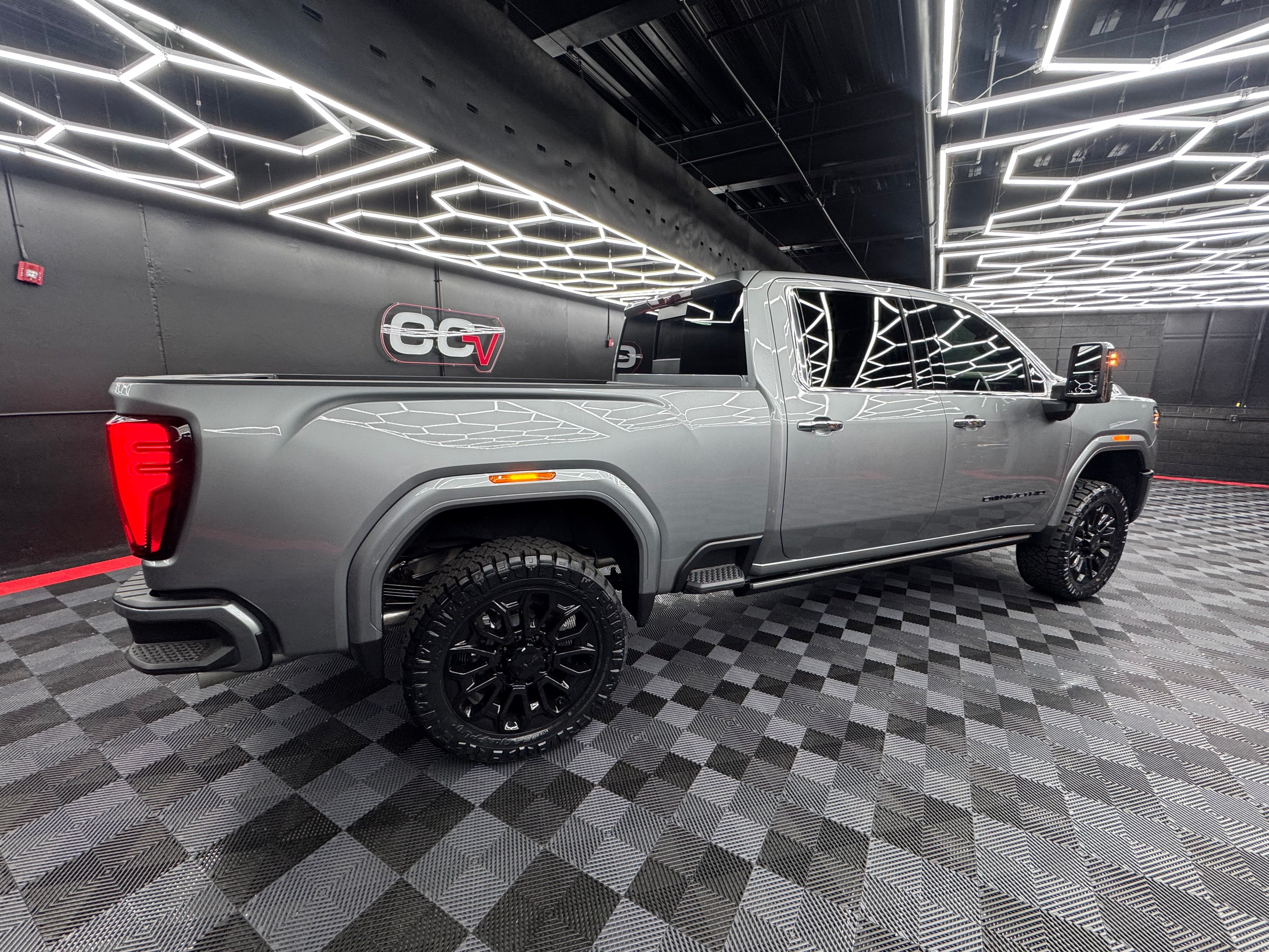 2026 GMC Sierra 2500HD Denali Ultimate - Sterling