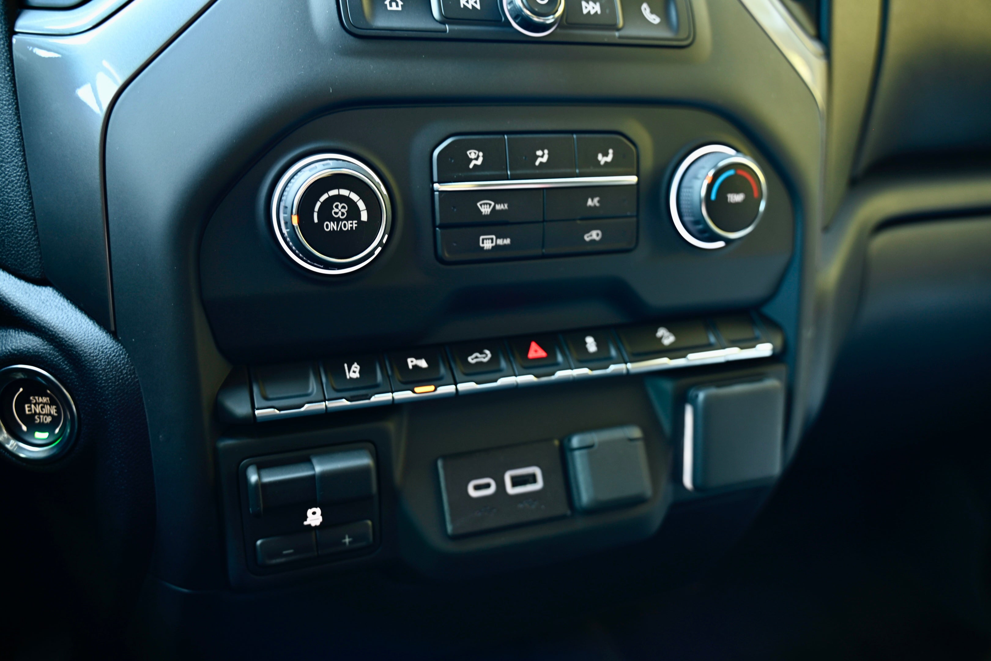 2026 Chevrolet Silverado 2500HD Custom