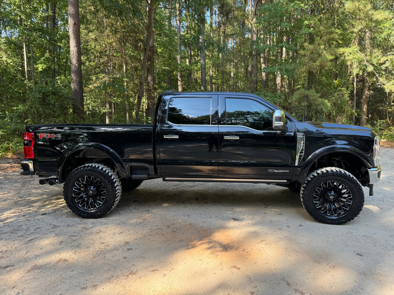 2025 Ford F-250 Lariat FX4