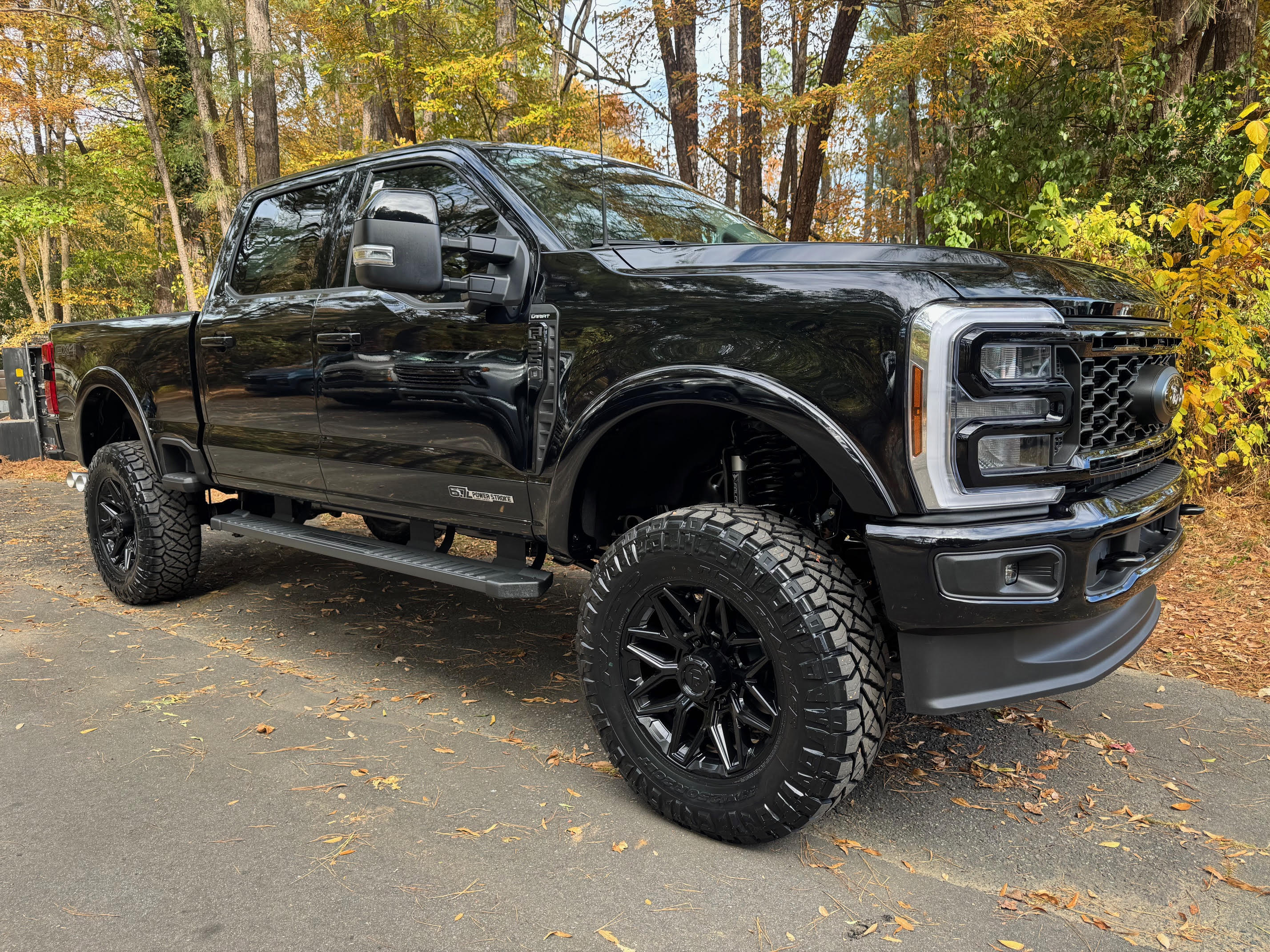 2026 Ford Super Duty F-350® Lariat®
